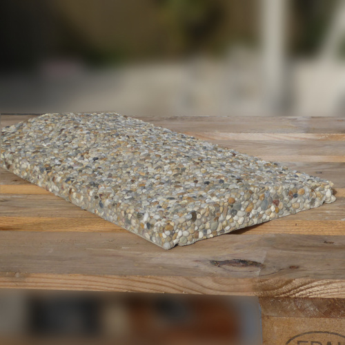 Betónová strieška na múrik koncová | 32 x 60 × 5 cm | vymývaný betón – riečny kameň