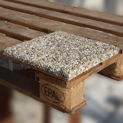 Betónová dlaždica vymývaná rohová | 31 × 31 × 2,5 cm | riečny kameň so sivým cementom