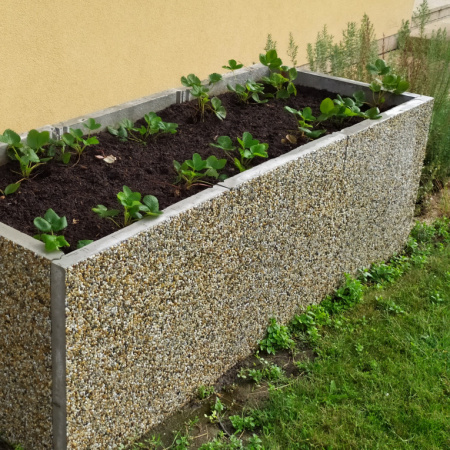 Vyvýšený záhon - betón | Smart block 3 | 225 x 75 cm | vymývaný betón – riečny kameň